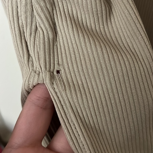 NWOT Zara cream/beige dress with slits on sides size: M - Picture 5 of 10